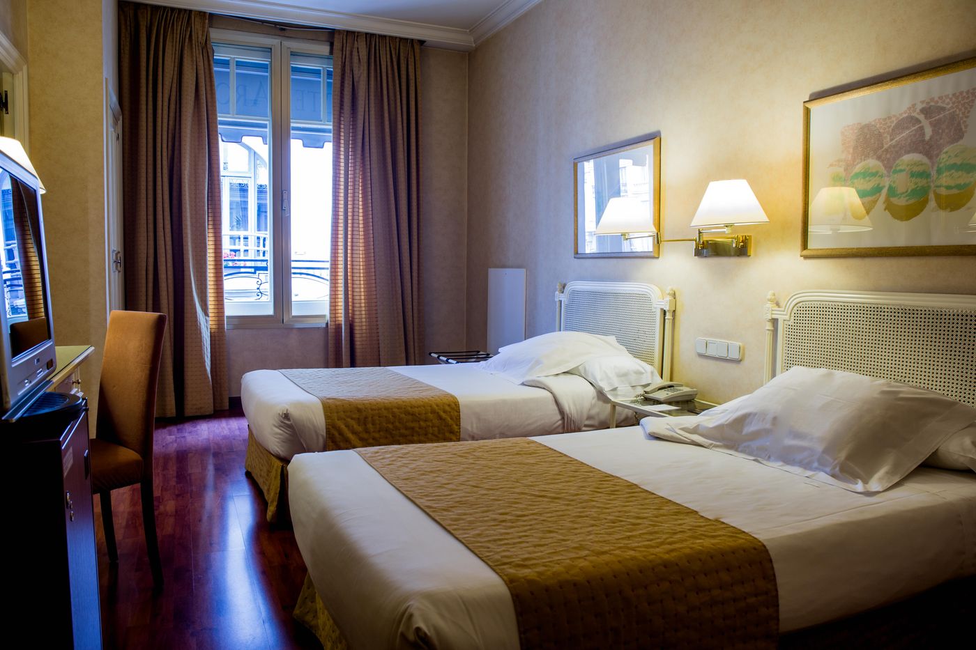 Hotel-Arosa-Room-16