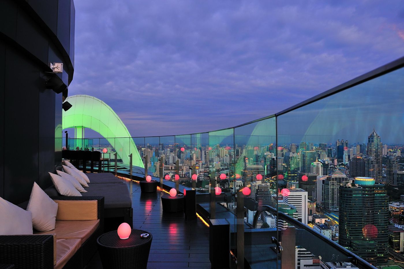 Centara-Grand-at-CentralWorld-Bar-85