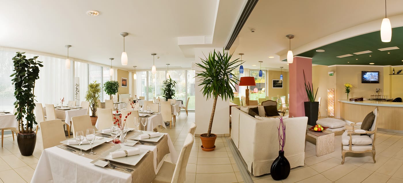 Michael-Restaurant-21