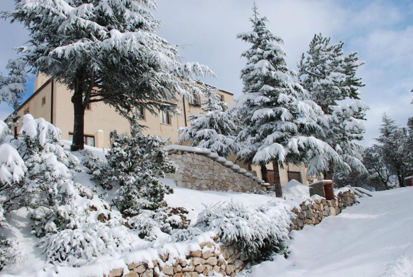 Hotel-Gorropu-General-view-3