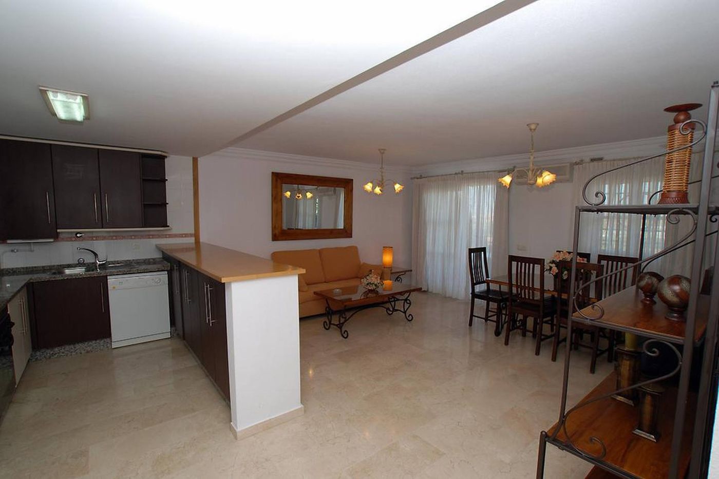 Complejo-Terrasol-Baviera-Golf-Room-11