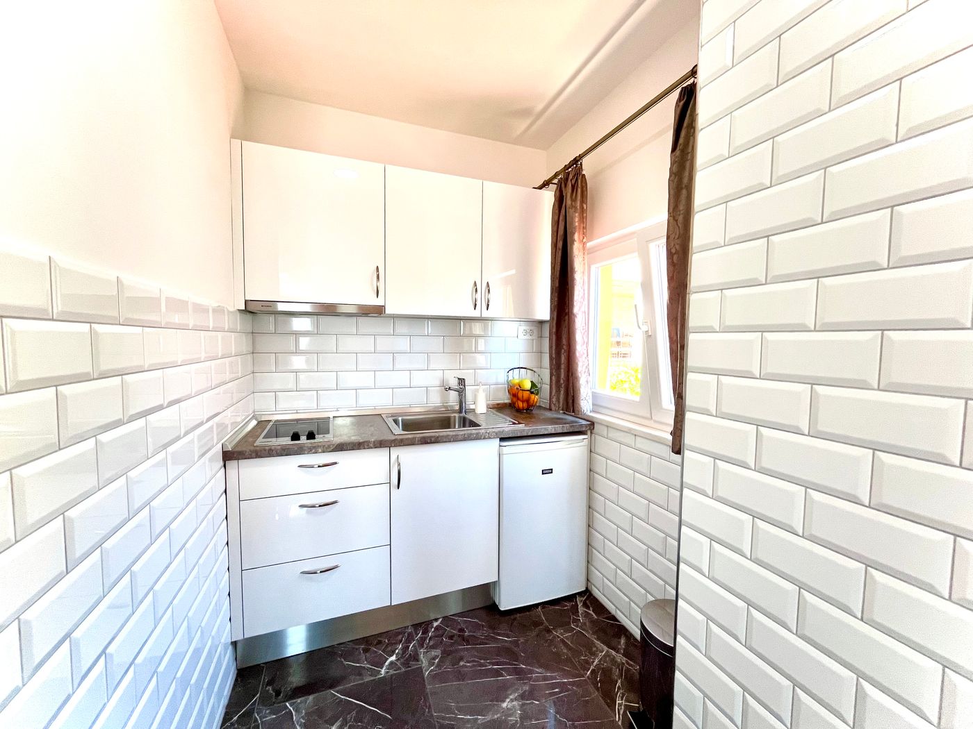 Villa-Sunset-Room-78