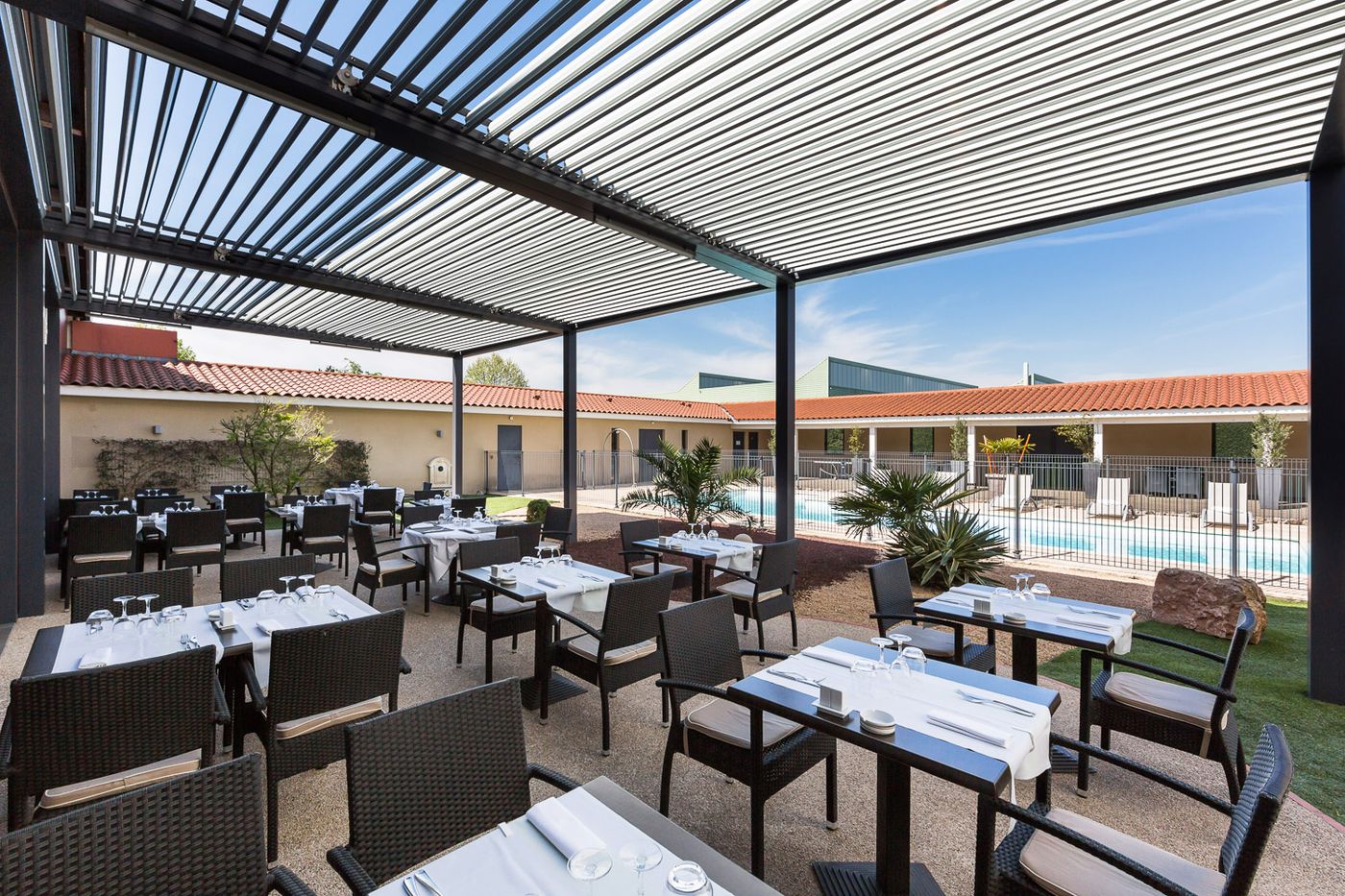 Hotel Gatsby by HappyCulture - France - CHASSIEU - Terrace - 3