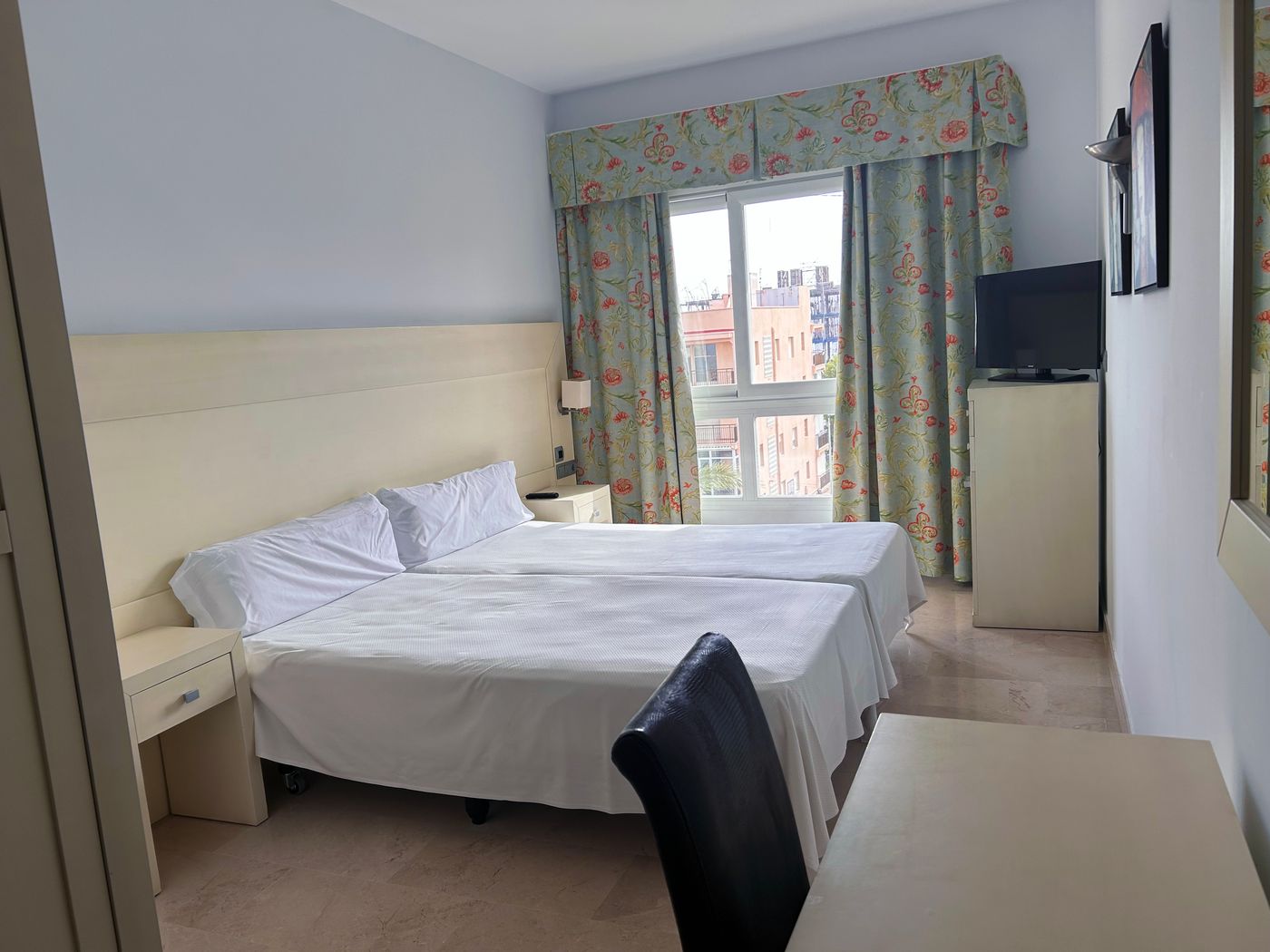 Puerto-Juan-Montiel-Spa-and-Base-N----utica-Room-25