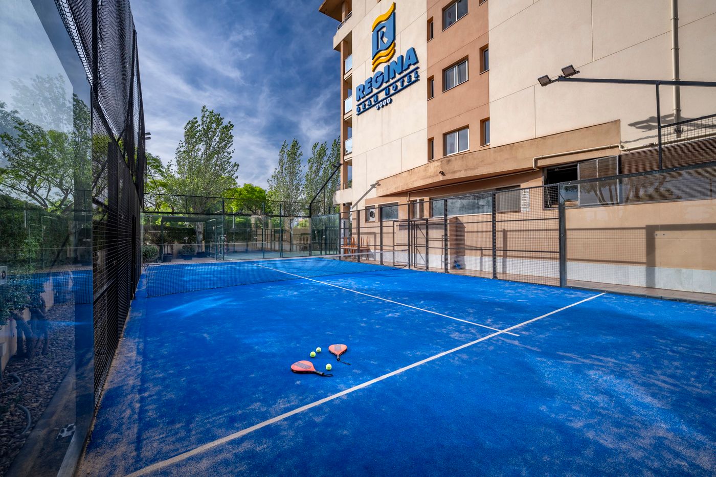 4R-Gran-Regina-Hotel-Sports-and-Entertainment-13