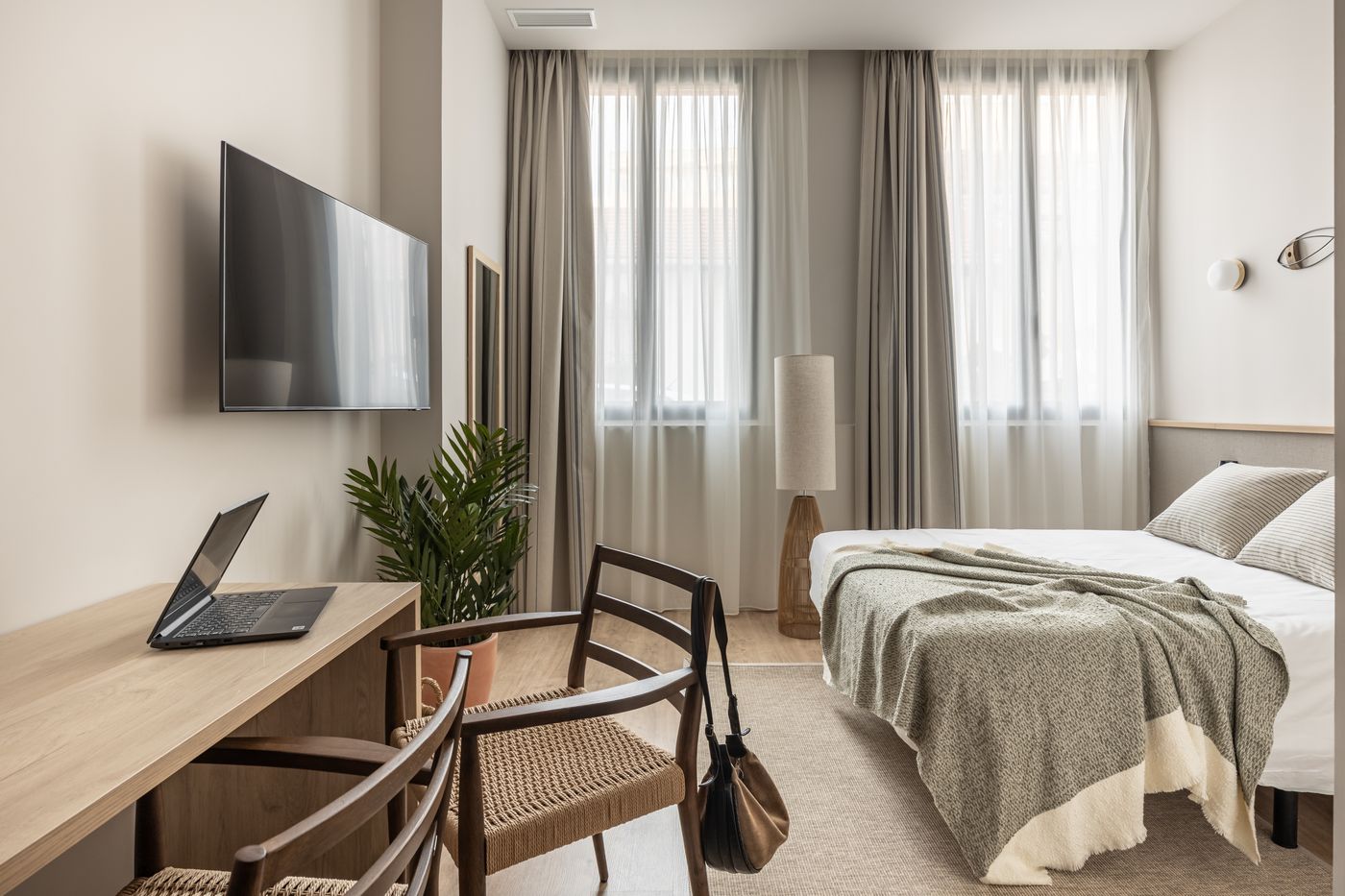 Libere-Malaga-Trinidad-Room-18