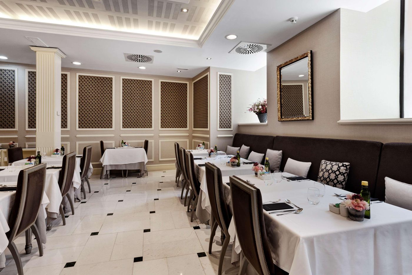 Catalonia-las-Cortes-Restaurant-48