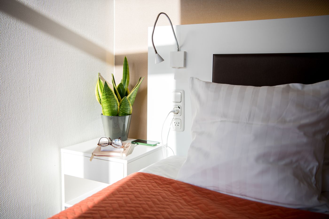 Hotel Emma Rotterdam-Netherlands-Rotterdam-Room-3