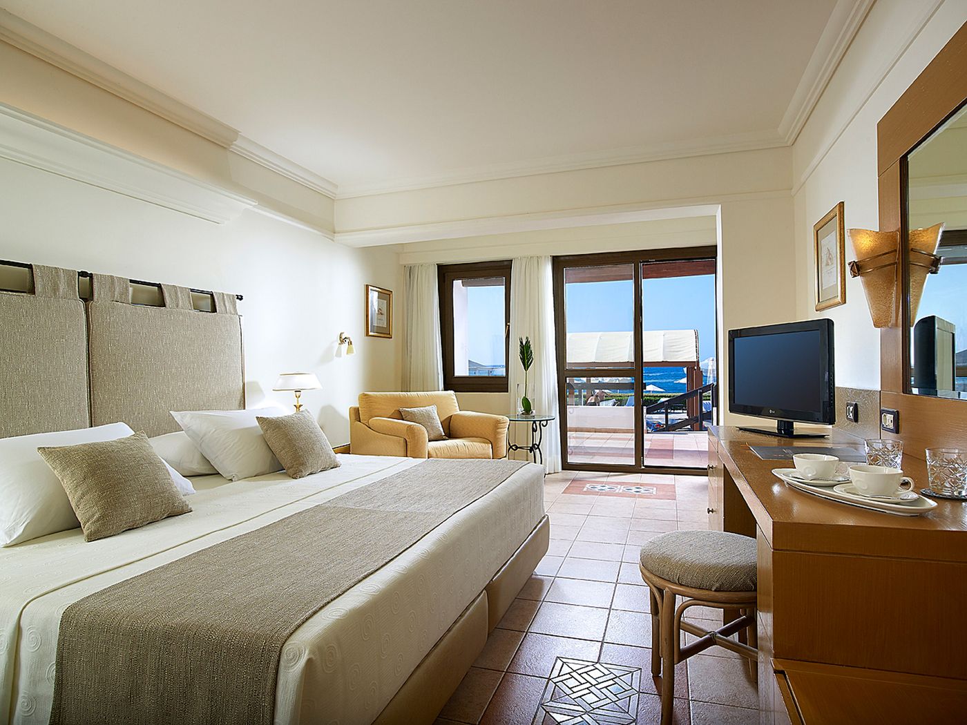 Aldemar-Knossos-Royal-Villas-Room-35
