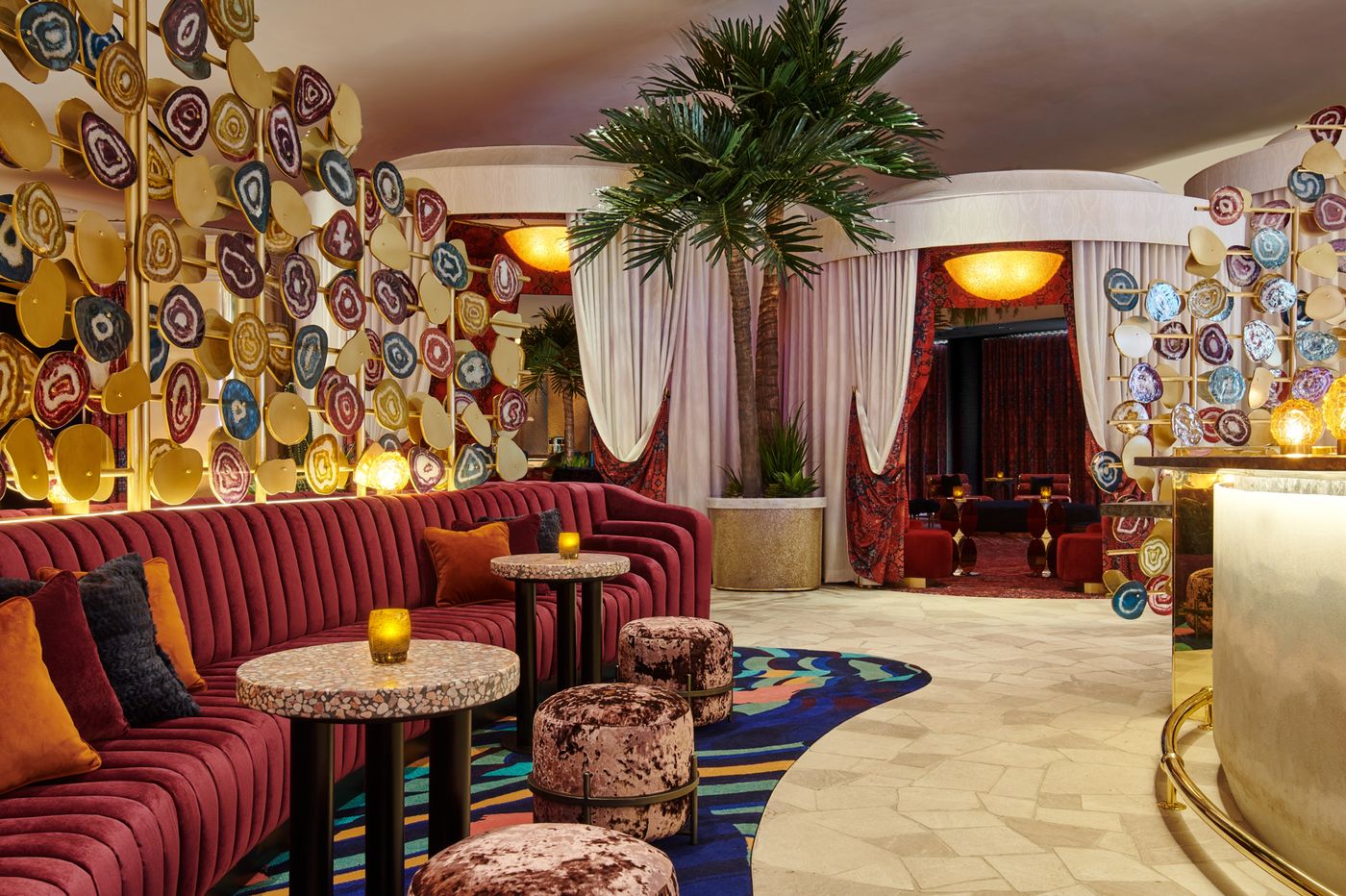 Virgin-Hotels-Las-Vegas-Curio-Collection-by-Hilton-Bar-19