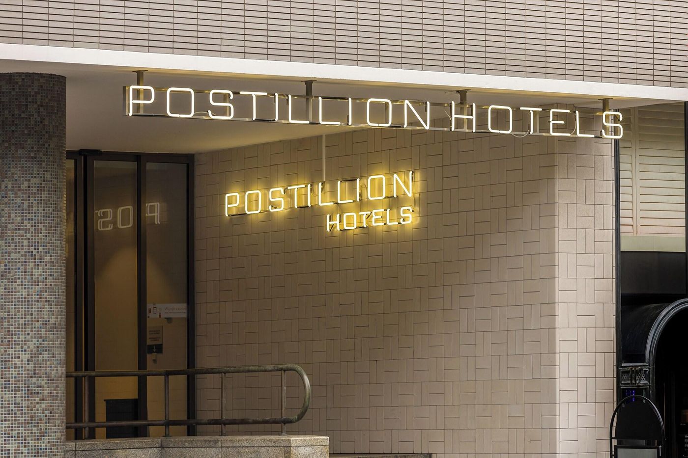 Postillion Hotel Wtc Rotterdam-Netherlands-Rotterdam-General view-8