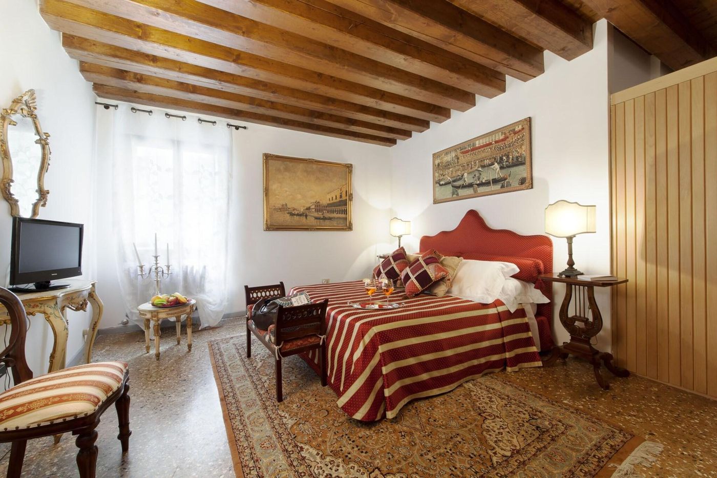 Palazzetto-Pisani-Room-21