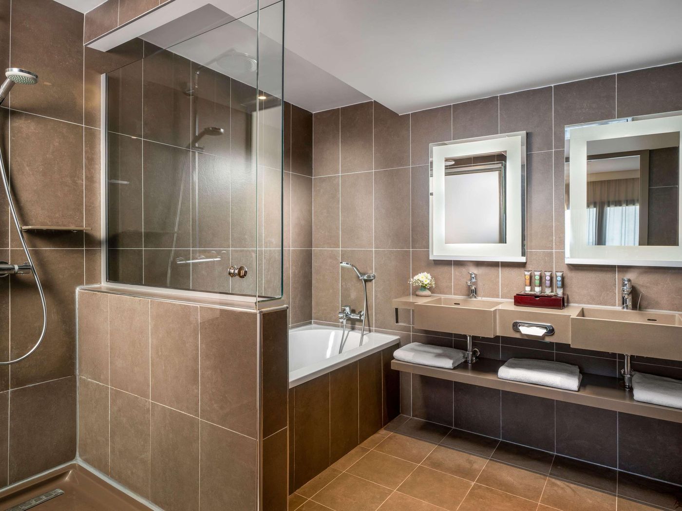 Novotel-Istanbul-Bosphorus-Room-49