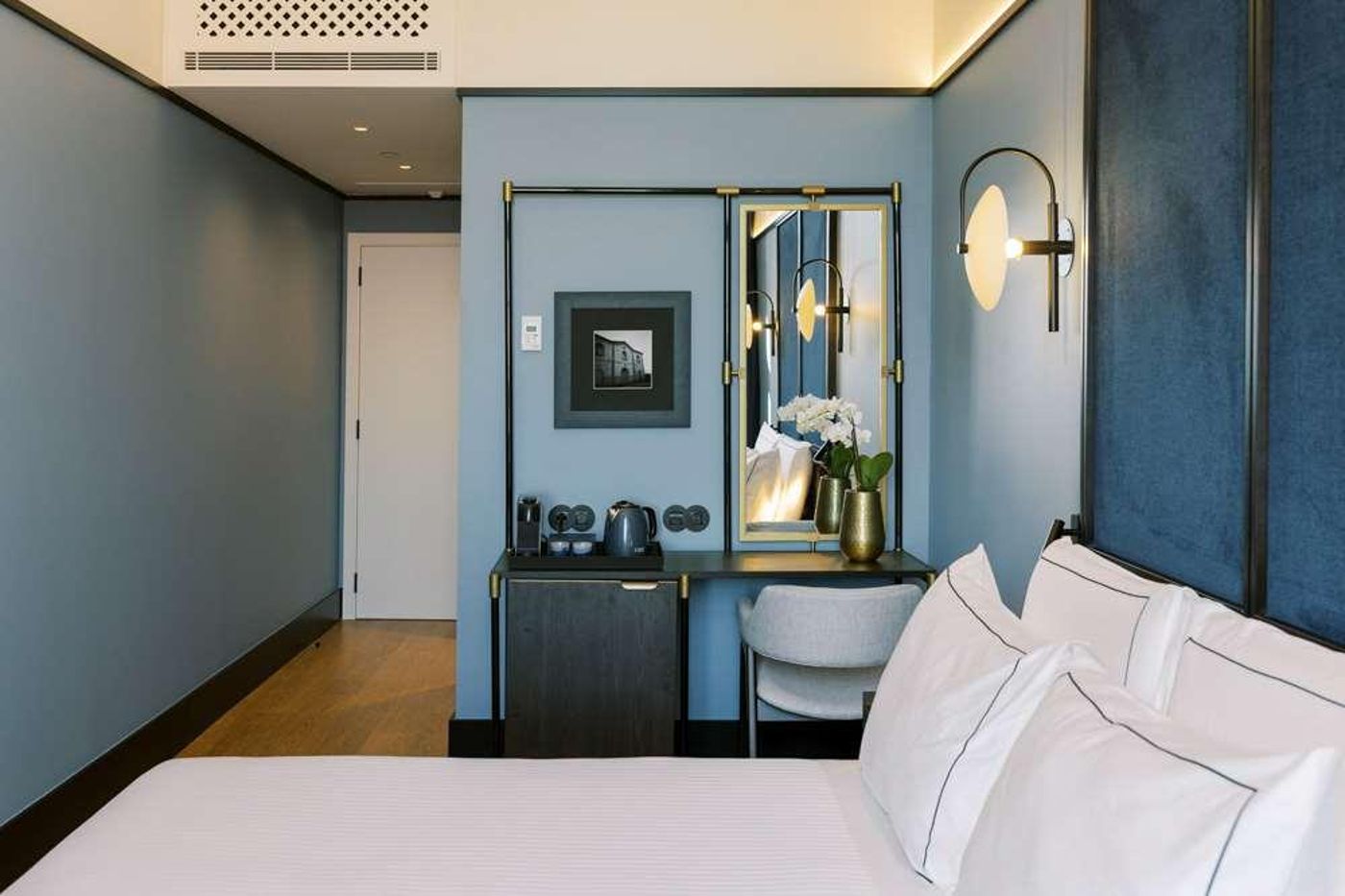 The-Editory-Riverside-Santa-Apolonia-Hotel-Room-44