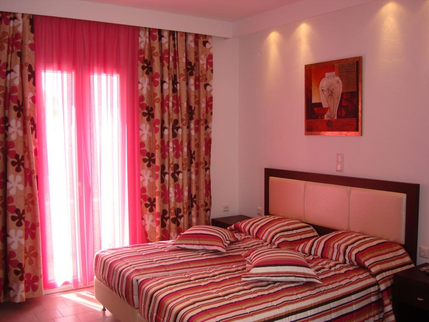 Elena-Studios---Suites-Room-10