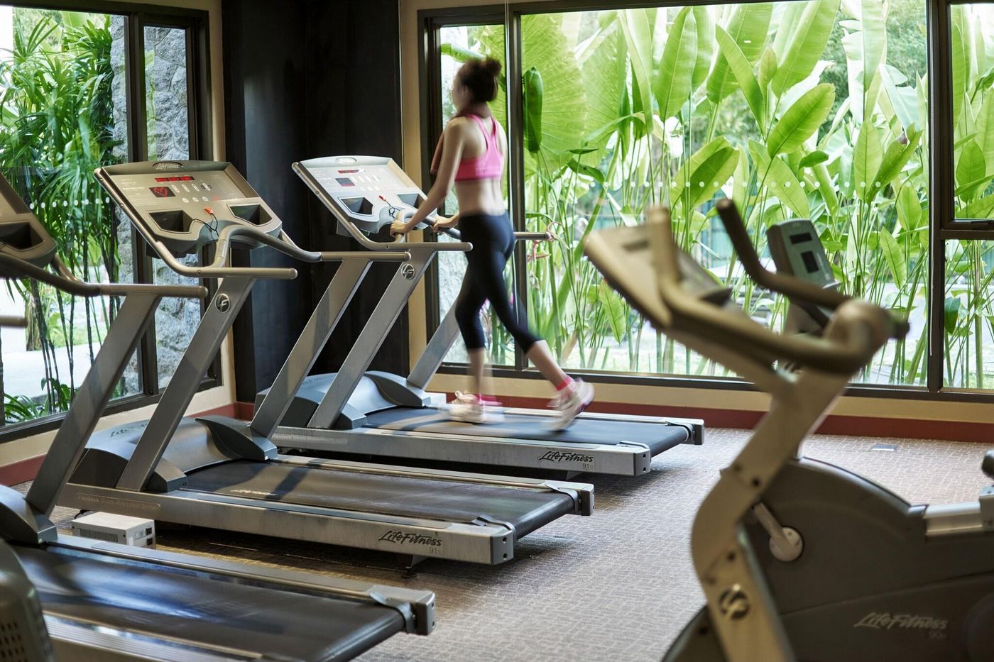 Swissotel-Resort-Phuket-Kamala-Beach-Sports-and-Entertainment-71