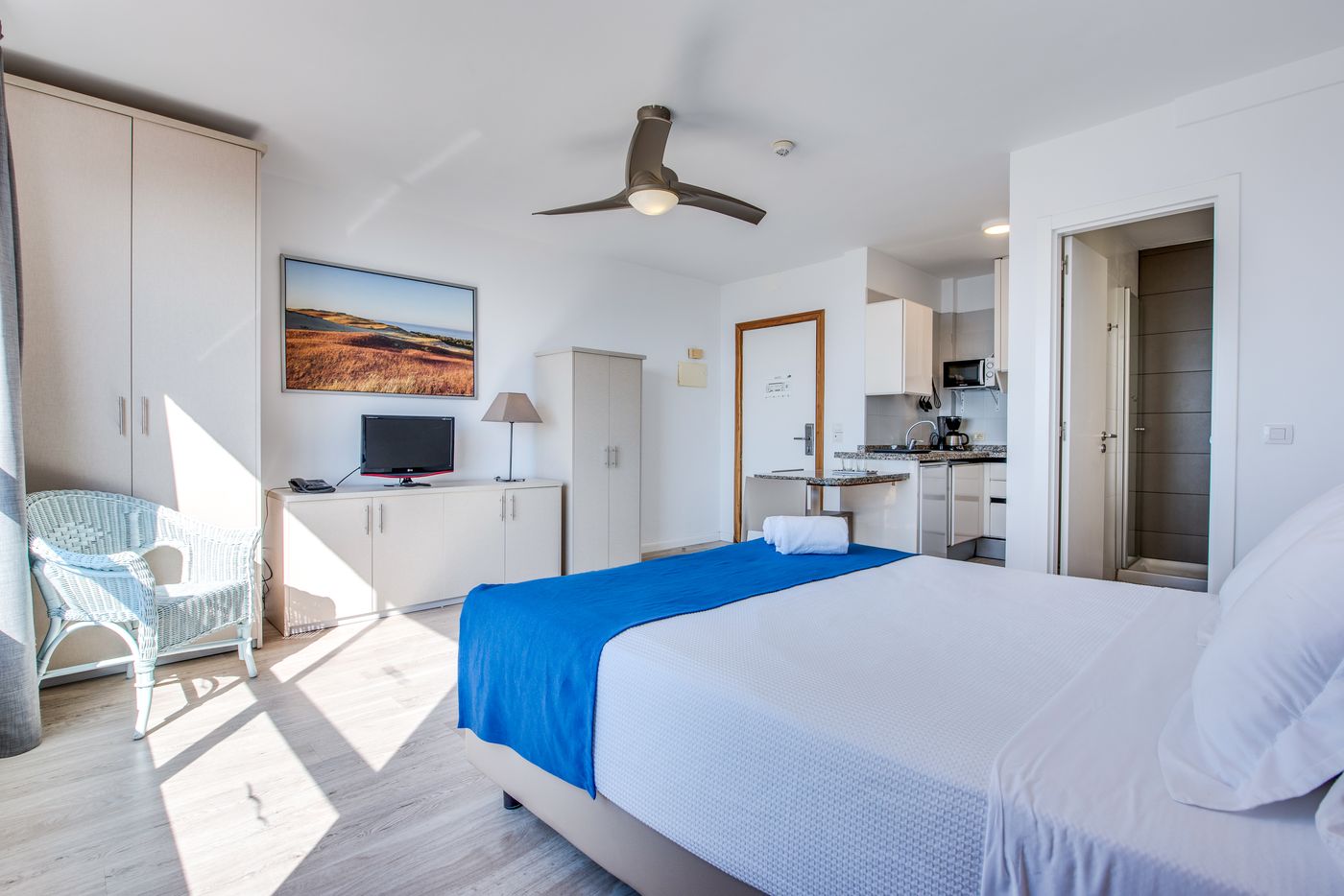 Vigilia-Park-Room-36