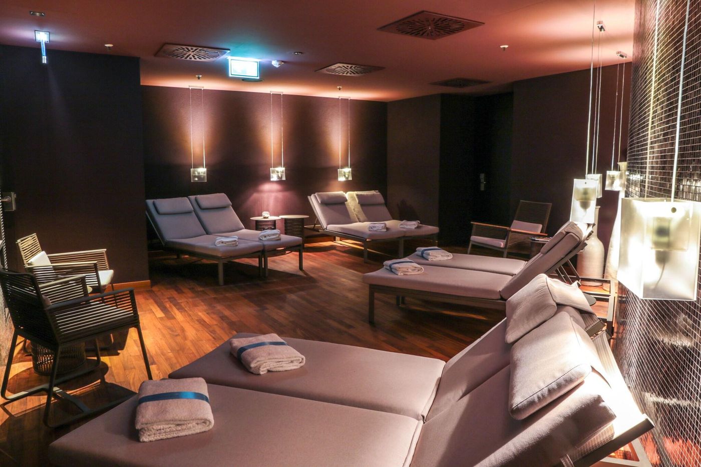 Sofitel-Munich-Bayerpost-Sports-and-Entertainment-78