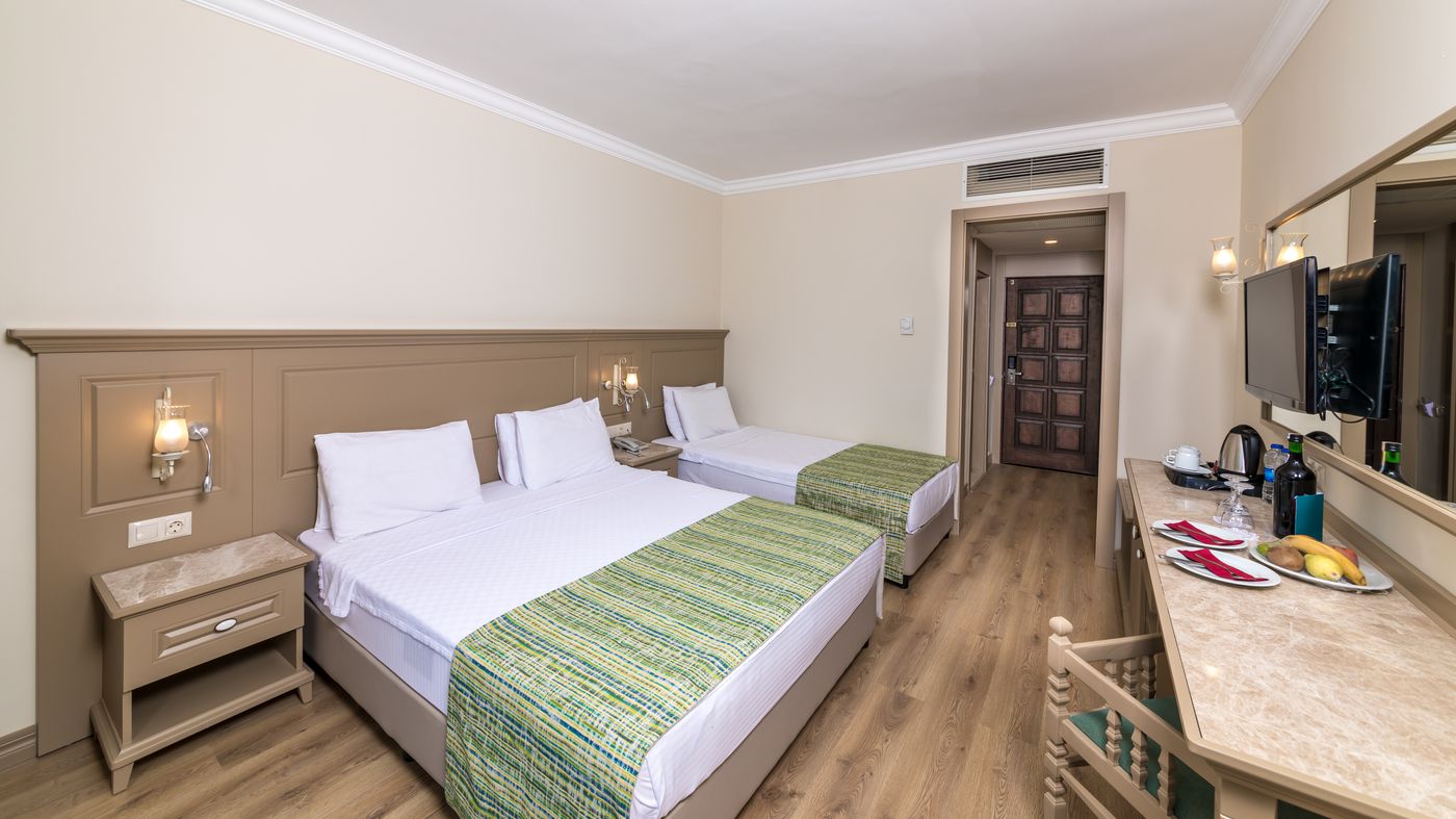 Grand-Yazici-Club-Marmaris-Palace-Room-42