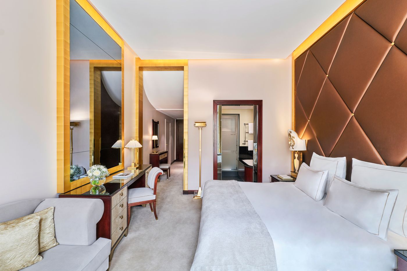Hotel-Barriere-Le-Fouquets-Paris-Room-28