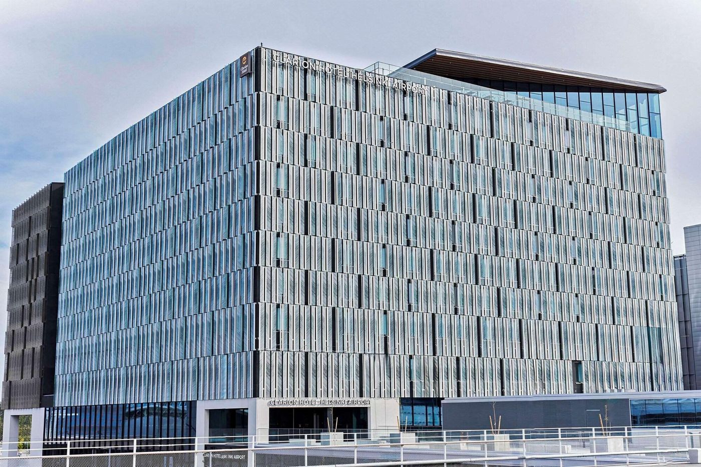 Clarion Hotel Helsinki Airport-Finland-Vantaa-General view-3