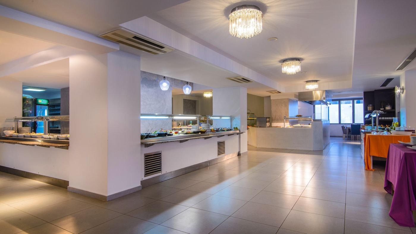 Lagomandra-Beach-Hotel-Restaurant-50