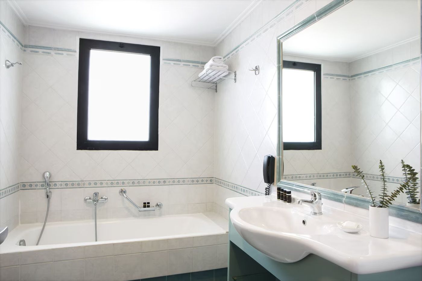 Ramada-Attica-Riviera-Room-36