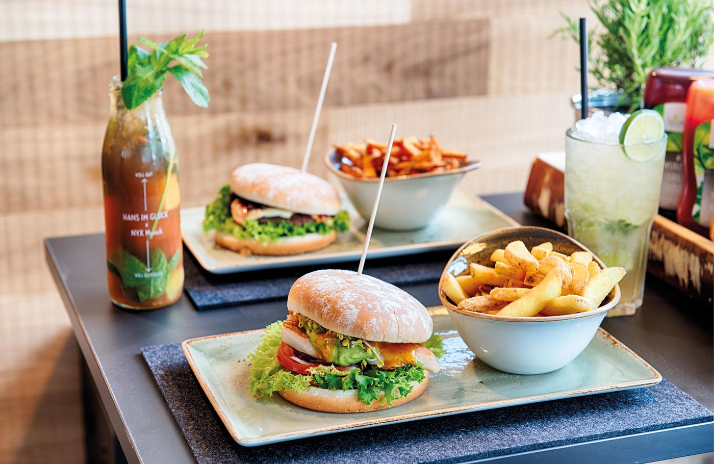 NYX-Hotel-Munich-by-Leonardo-Hotels-Restaurant-48