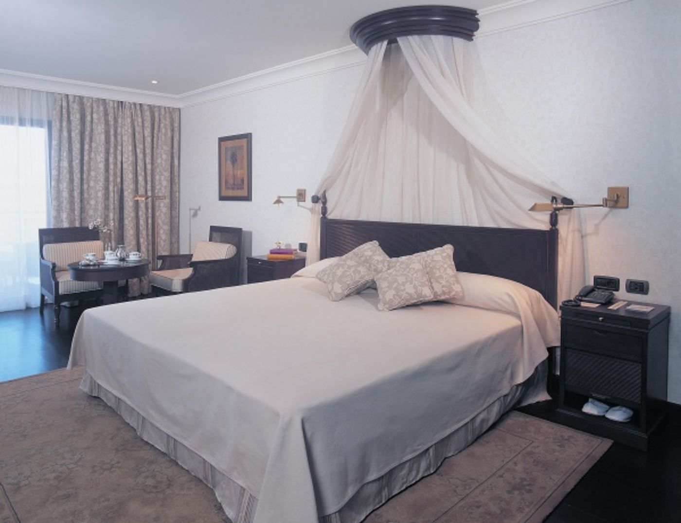 Las Madrigueras - Adults Only (16+)