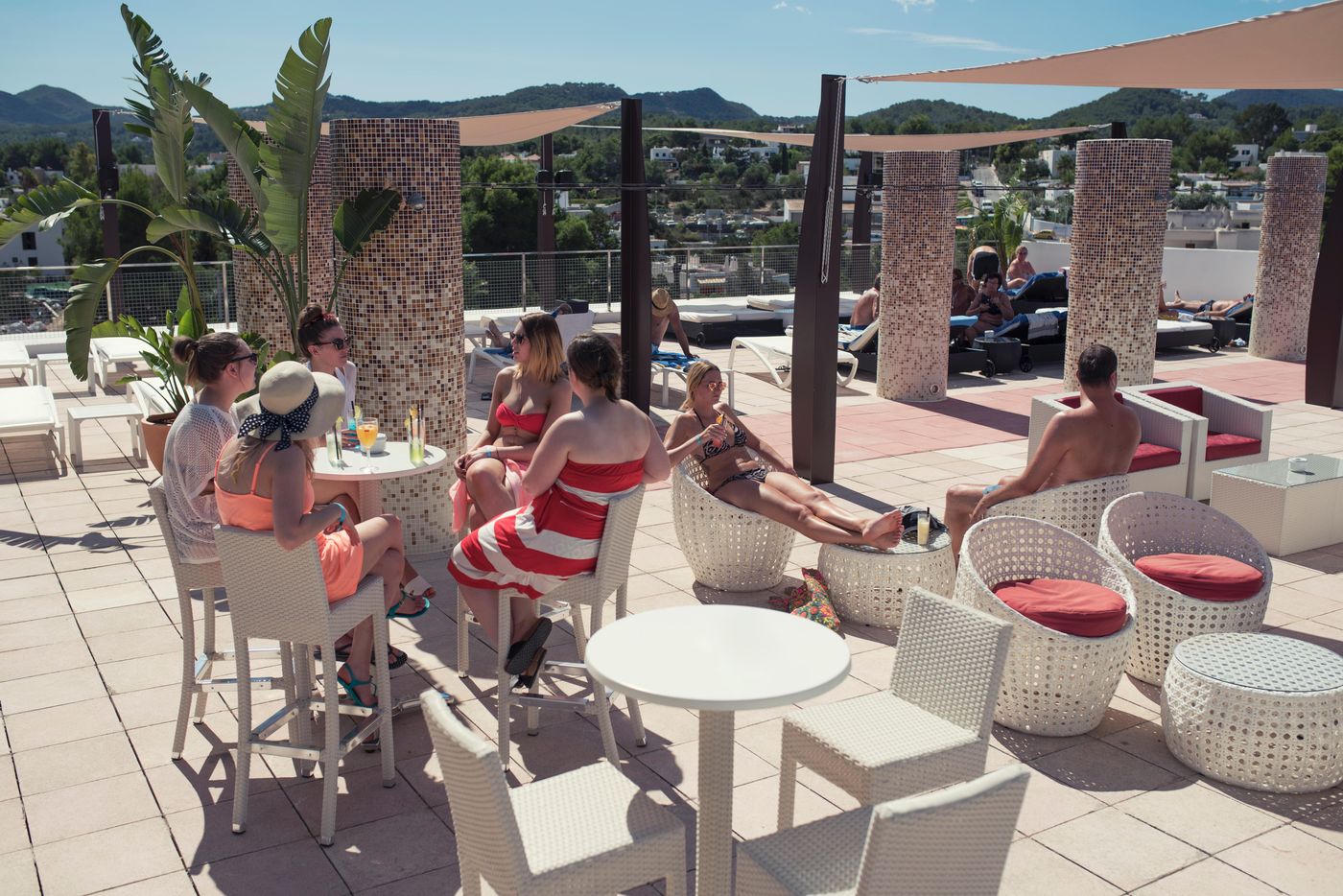 Azuline-Hotel-Bergantin-Terrace-15