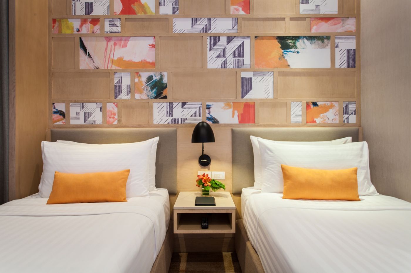 Shama-Petchburi-47-Bangkok-Room-42