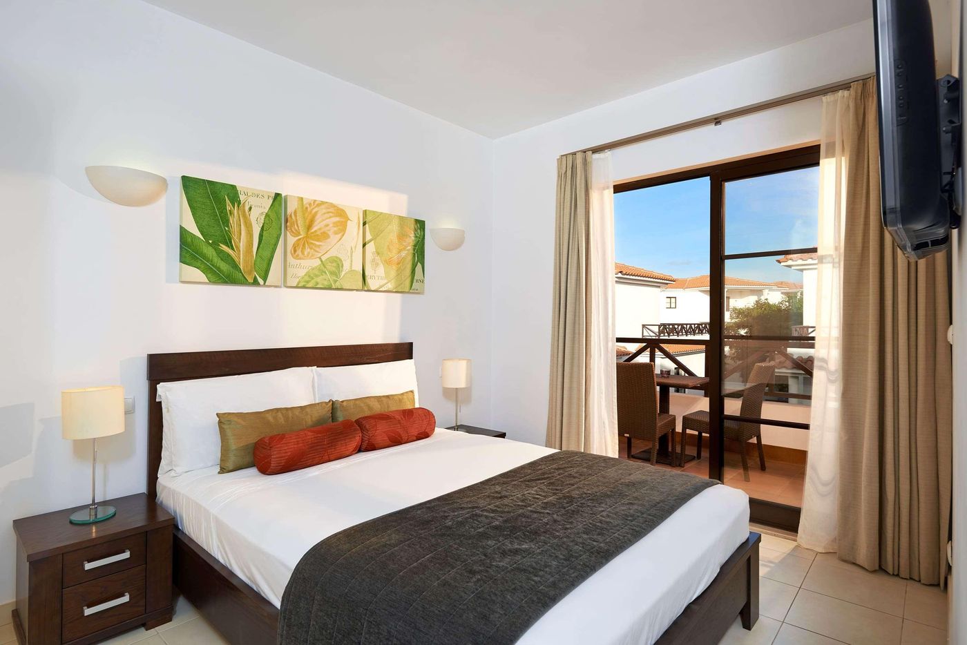 Melia-Tortuga-Beach-Resort-and-Spa-Room-35