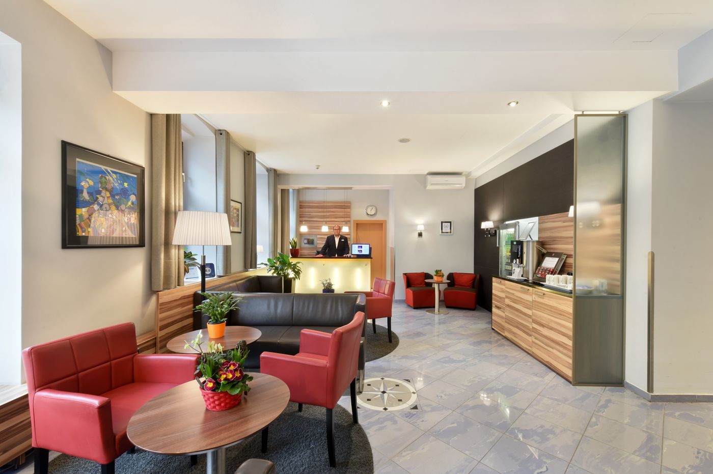 Lucia - Austria - Vienna - General view - 10