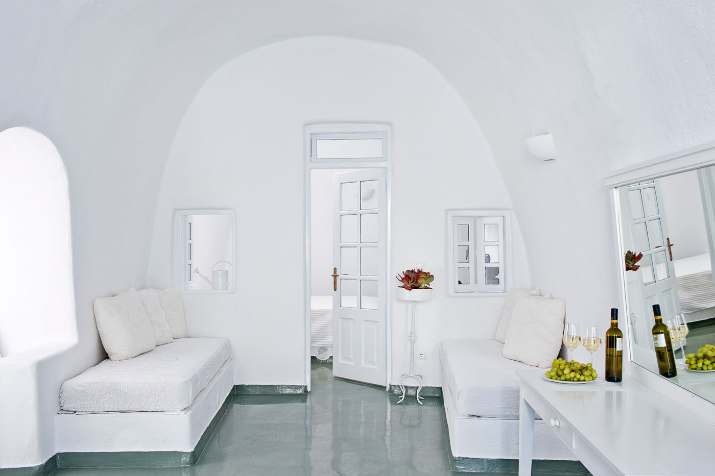 Cliffside-Suites-Room-17