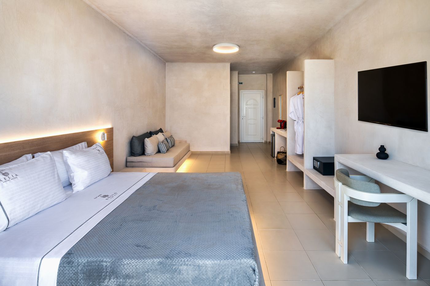 Aelia-Luxury-Suites-Room-23