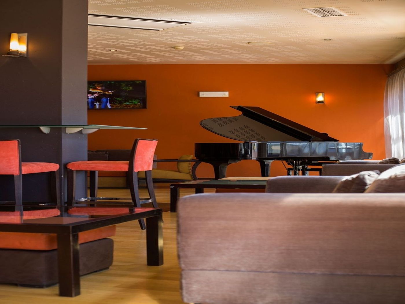 Solplay-Hotel-de-Apartamentos-Bar-10