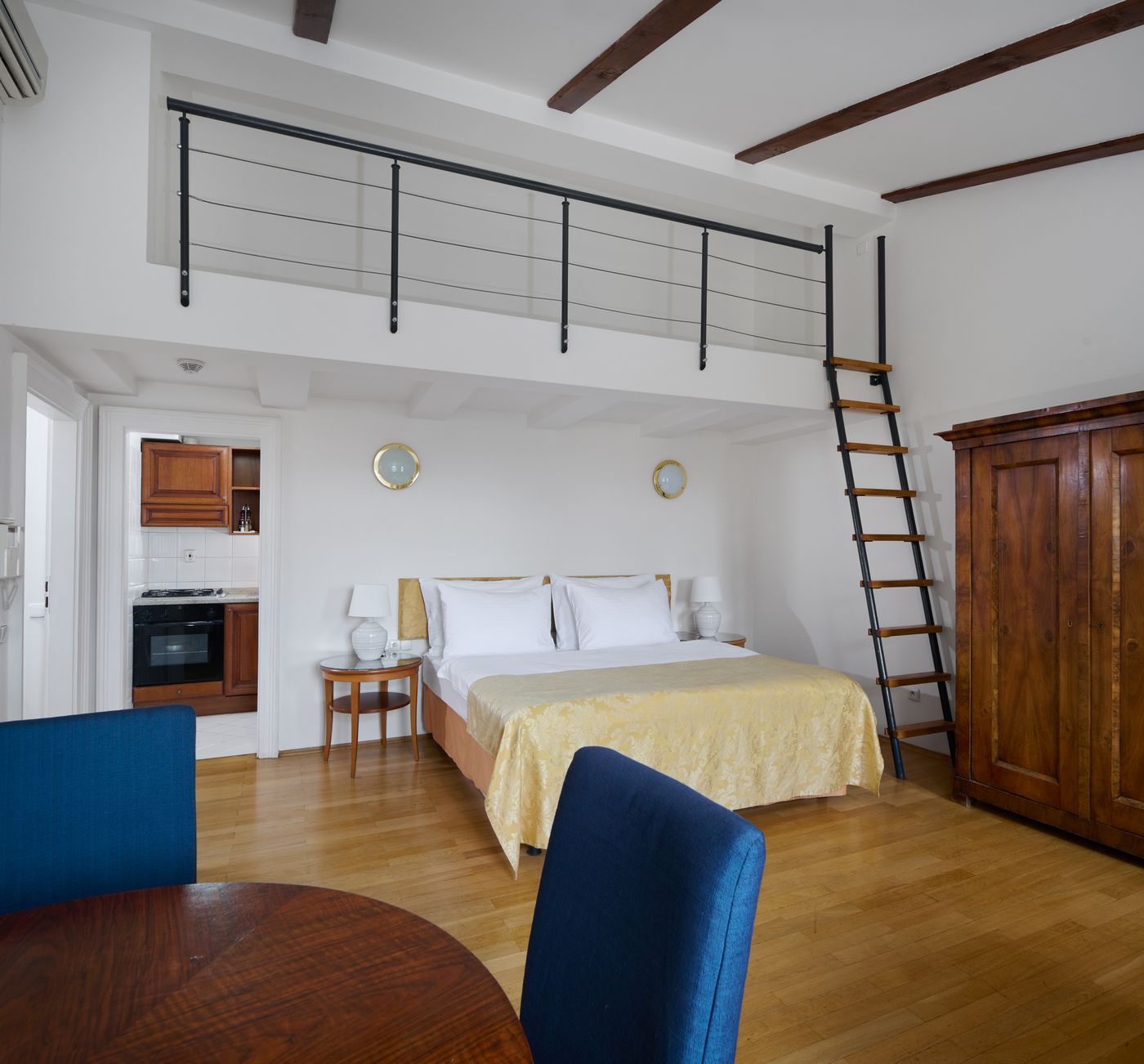 Residence-La-Fenice-Room-13