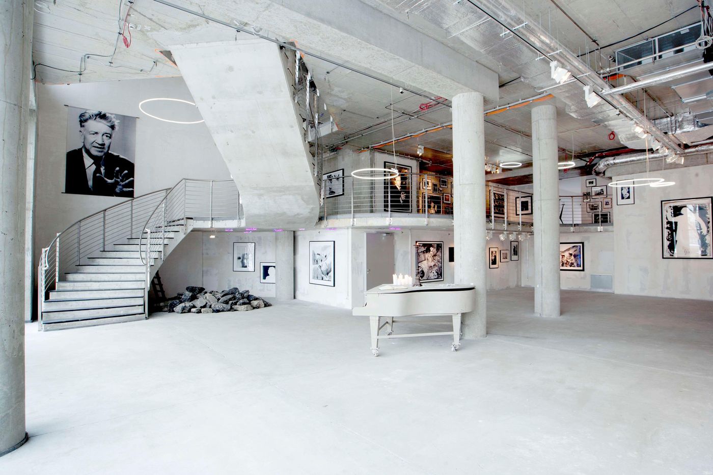 Nhow-Berlin-Lobby-25