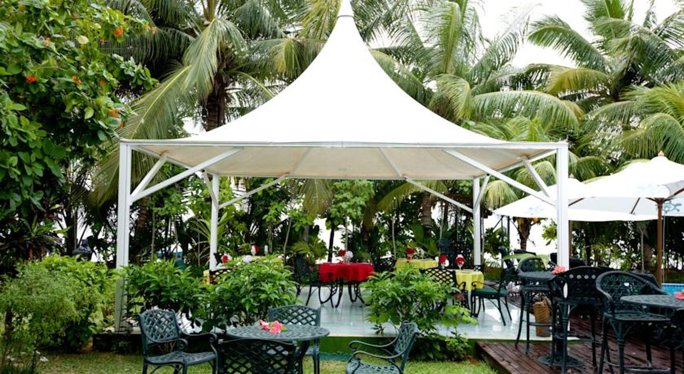 Le Relax Beach Resort