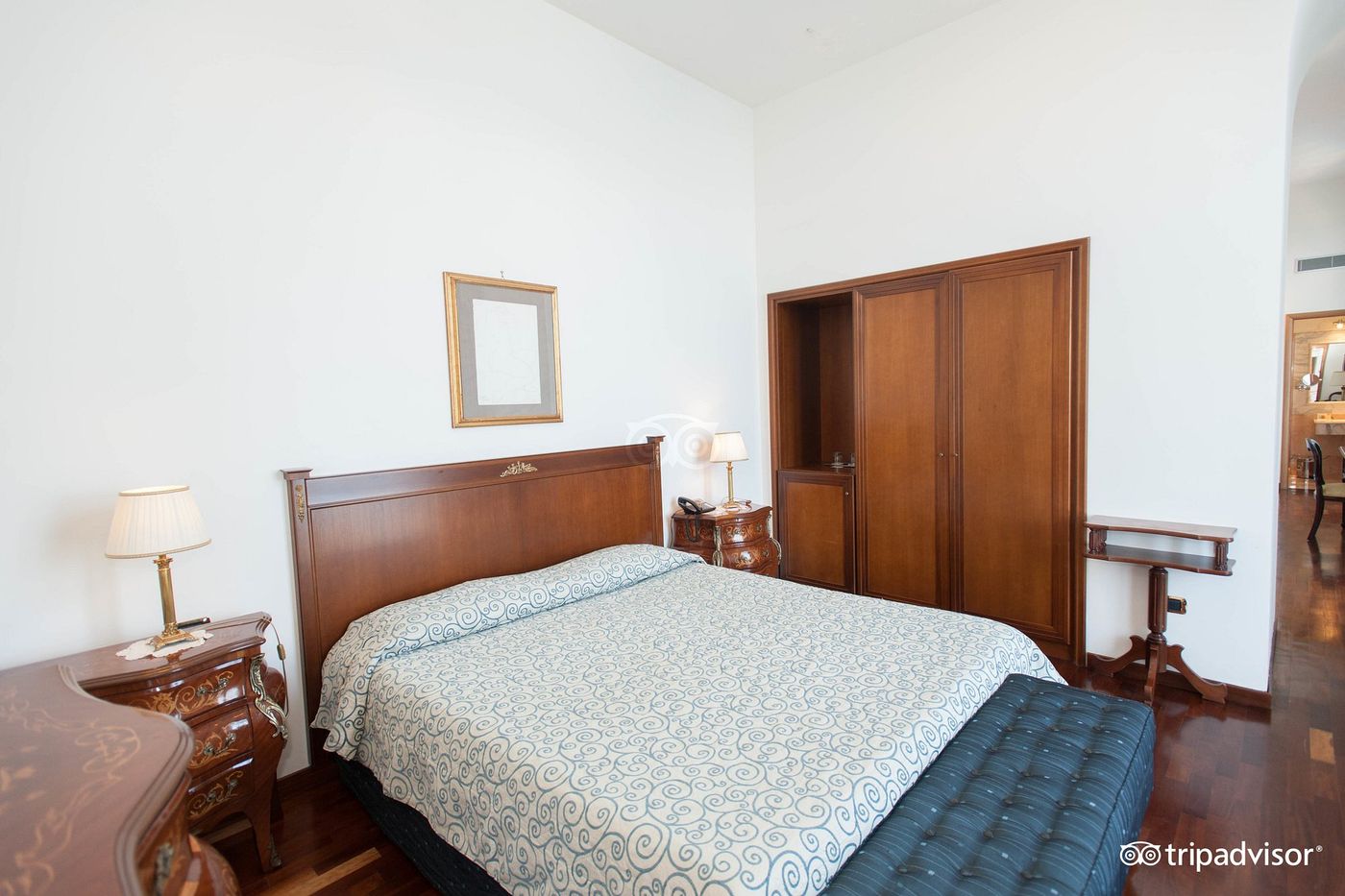 Europa-Palace-Room-60