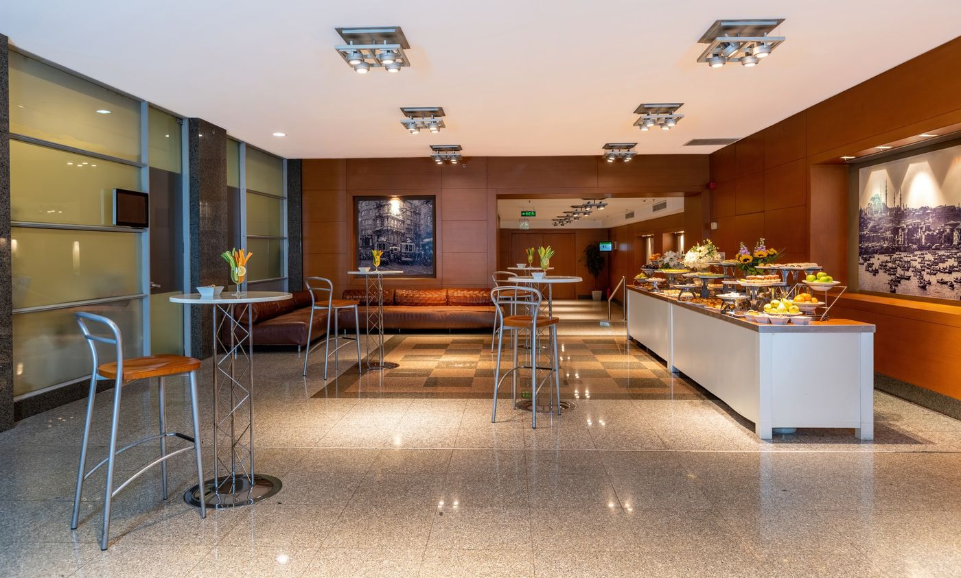 Point-Hotel-Taksim-Conferences-11