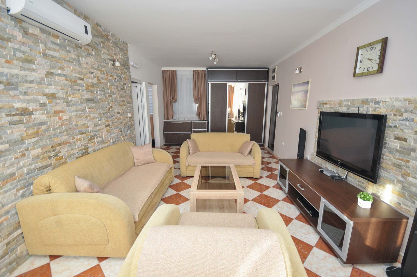 D-D-Apartments-Budva-1-Lobby-6