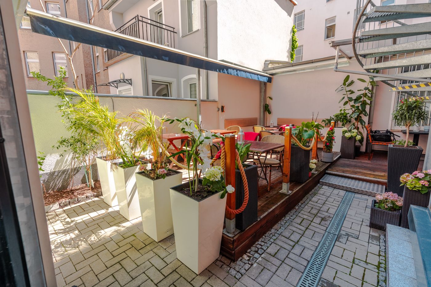 Hotel-Prens-Berlin-Terrace-38