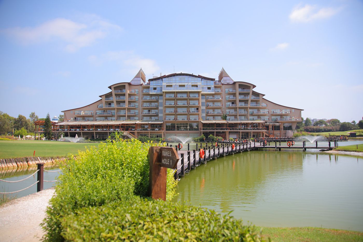 Sueno-Hotels-Golf-Belek-Bar-9
