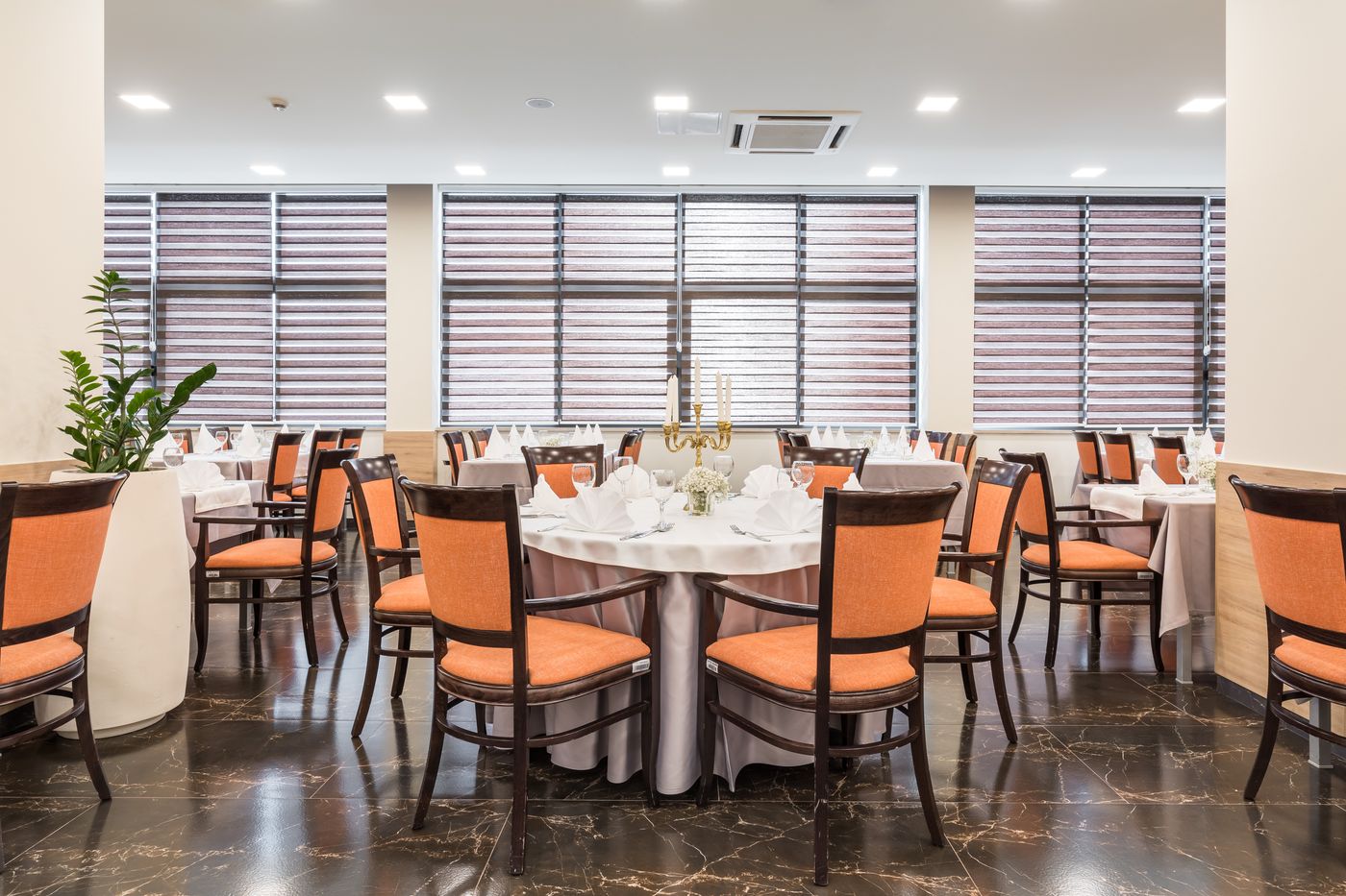 Hotel-Mondo-Restaurant-33