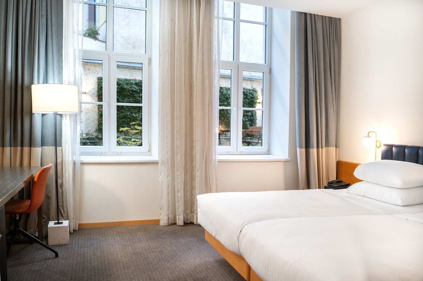 K-K-Hotel-Fenix-Room-31