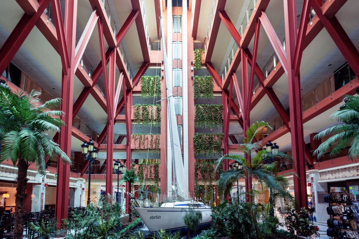 Holiday World Village