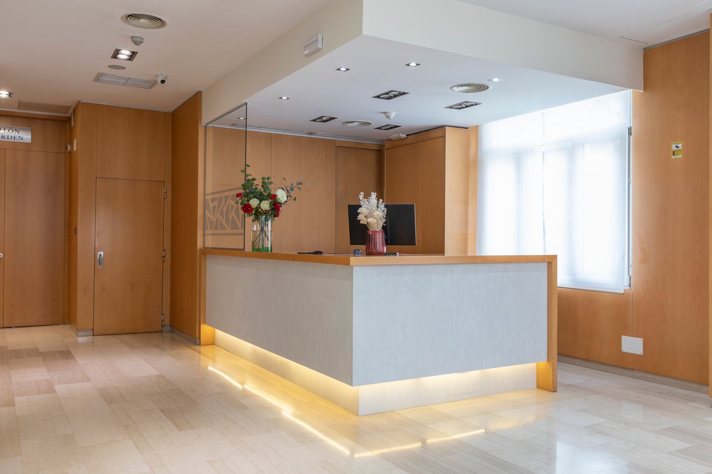 Porcel-Torre-Garden-Lobby-5