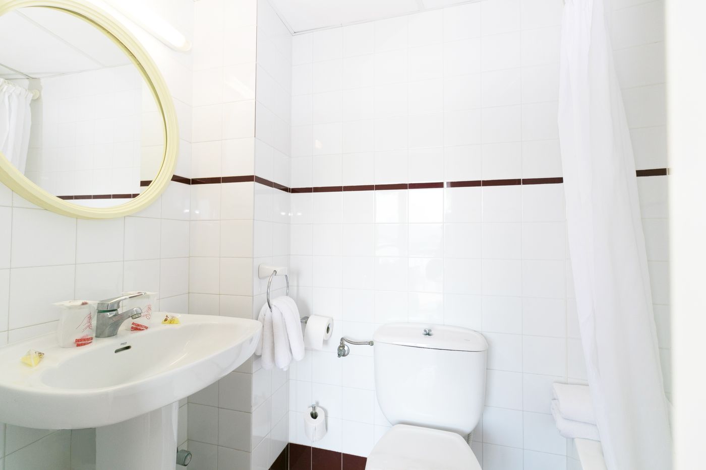 The-Red-Hotel-by-Ibiza-Feeling-Room-27