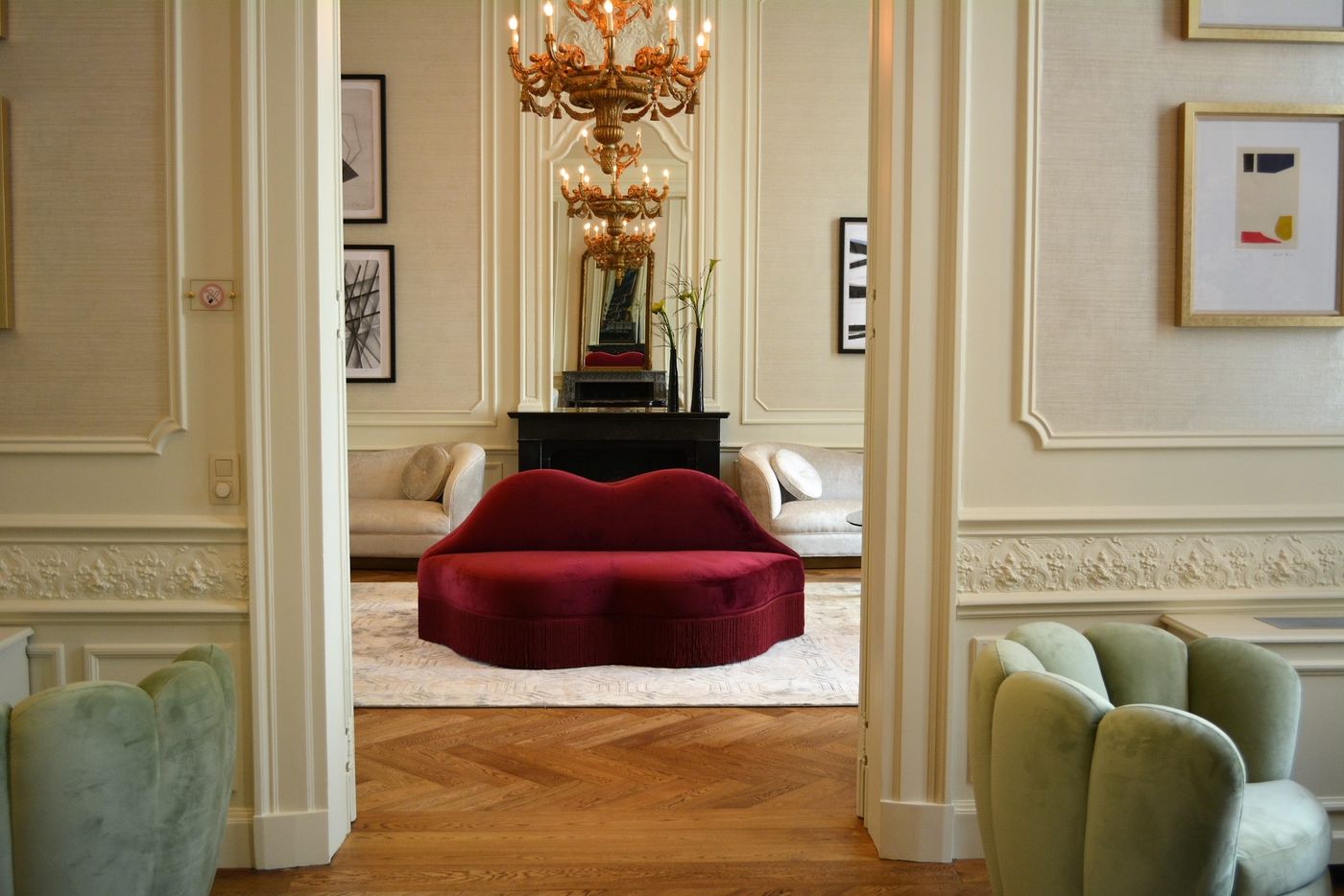 Dukes’ Arches-Belgium-BRUGGE-Lobby-9